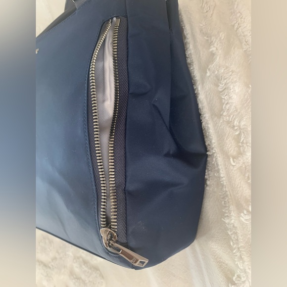 NWT TUMI Medium Tote Valletta: Navy Nylon, Leather Handles, Zip Close, Name Tag - Picture 16 of 16